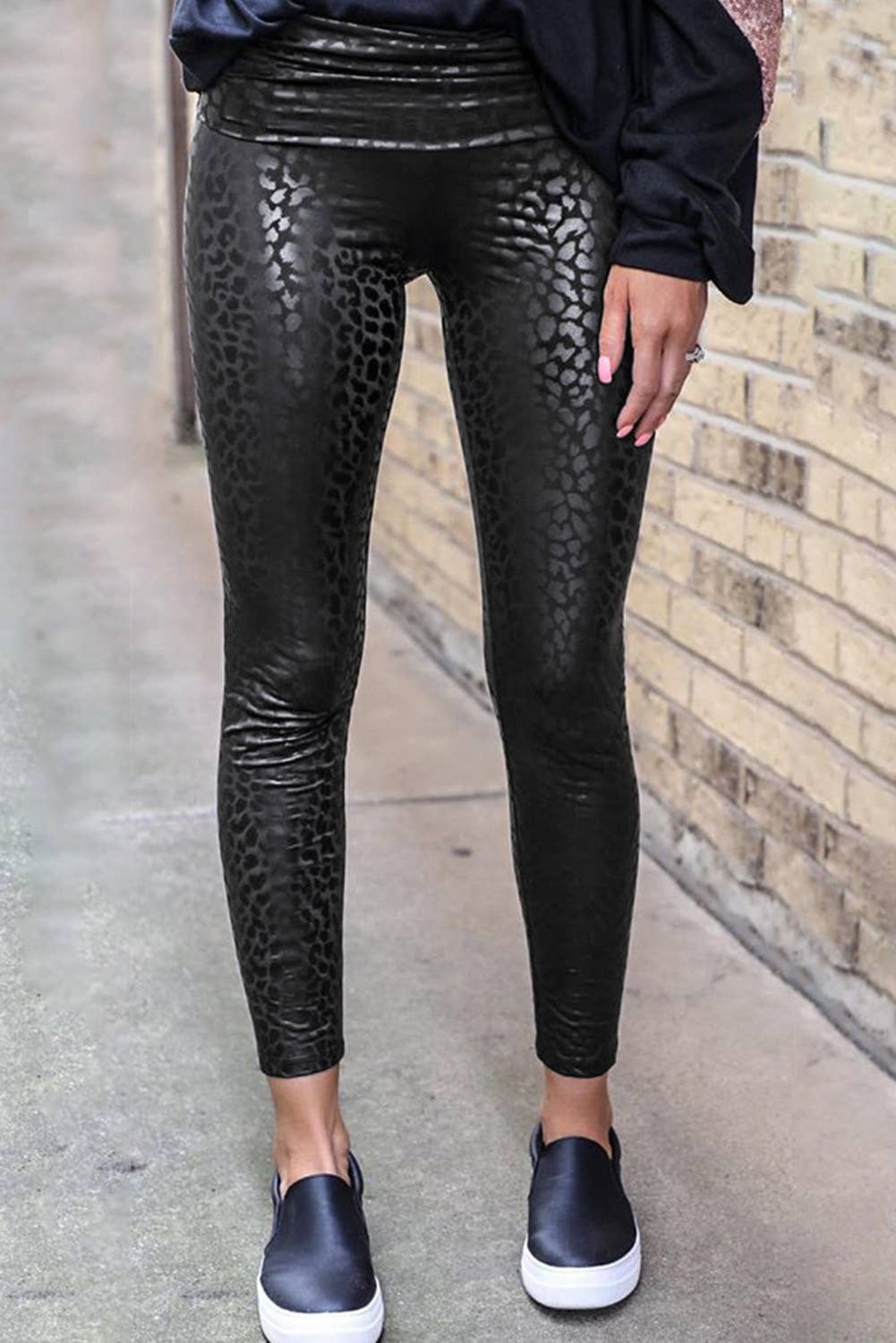 Nueva Tendencia Femenina Leopardo Artificial Cuero Brillante Nueva Tendencia Femenina Leopardo Artificial Cuero Brillante